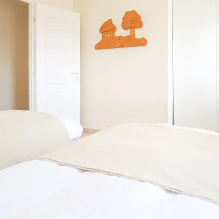 Maison Proche Cote Sauvage, La Chaume - 7 Personnes 펜션